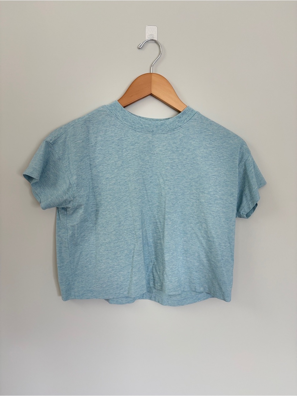 Lululemon Heather Light Blue Short Sleeve Cropped Shirt